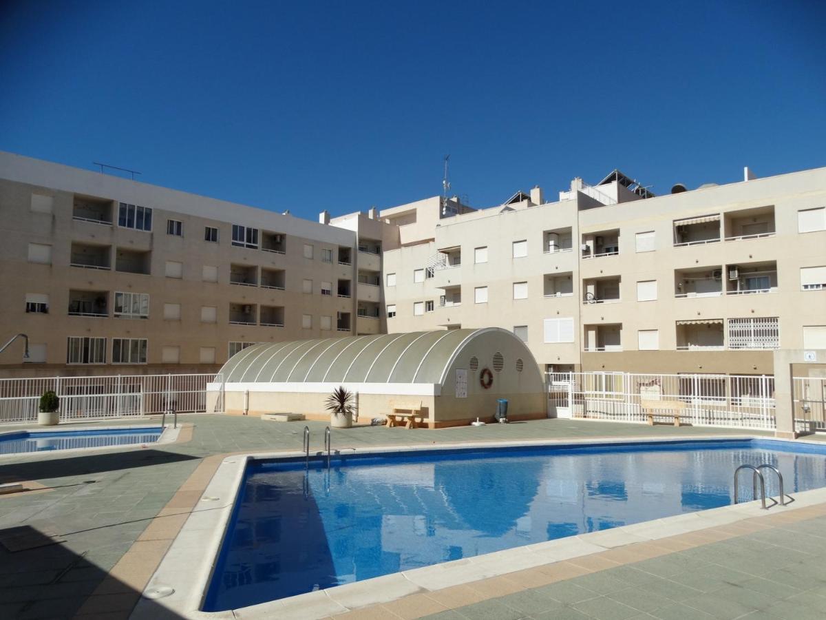 Apartamento Laguna Rosa Torrevieja Eksteriør billede